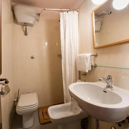 Apartament Florence- Ariento Bacco 3bdr San Lorenzo Florencja