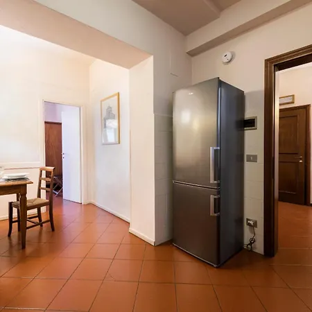 Florence- Ariento Bacco 3bdr San Lorenzo Florens