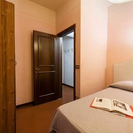 Florence- Ariento Bacco 3bdr San Lorenzo Lägenhet